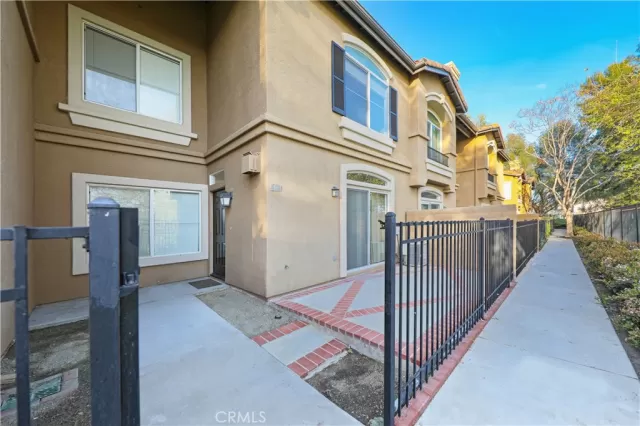 MLS: OC25200773 Condo For Sale