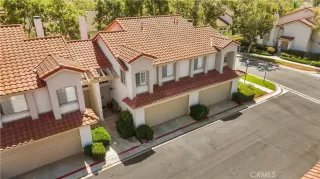 Photo #2: OC25201112 Listing