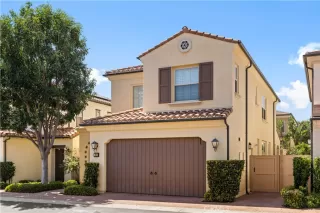 Photo #1: OC25201288 Listing