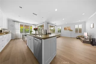 Photo #6: OC25201288 Listing