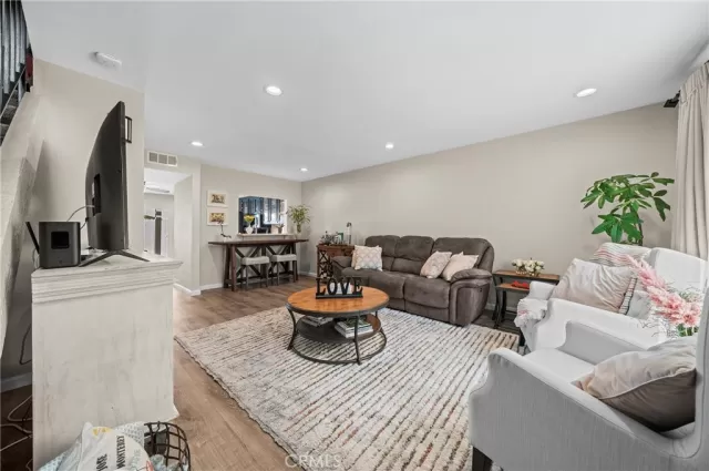 MLS: OC25201535 Condo For Sale