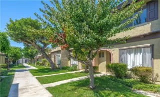 Photo #2: OC25202147 Listing 