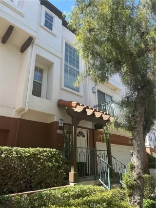 More Details about MLS # OC25202366 : 2932 BALLESTEROS LANE