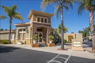 More Details about MLS # OC25202578 : 22681 OAKGROVE 125