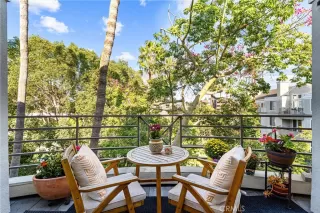 Photo #4: OC25202579 Listing 