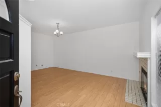 Photo #3: OC25203158 Listing 