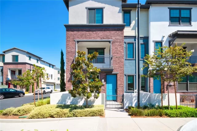 MLS: OC25203200 Condo For Sale