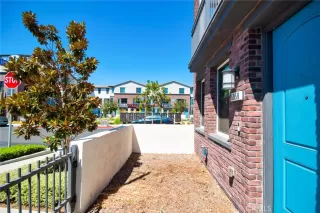 Photo #3: OC25203200 Listing 