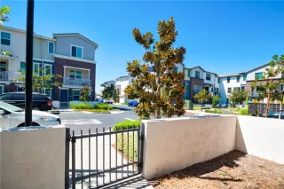 Photo #4: OC25203200 Listing 