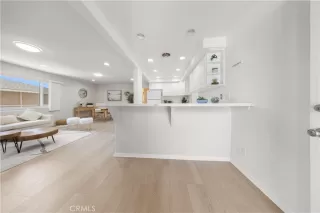 Photo #1: OC25204637 Listing