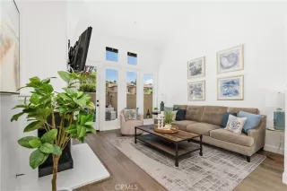 Photo #4: OC25207403 Listing 