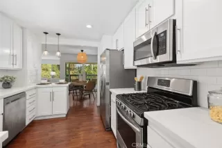 Photo #6: OC25208433 Listing 