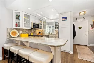 Photo #6: OC25213630 Listing