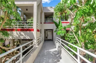 Photo #3: OC25213985 Listing 