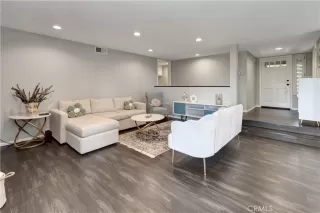 Photo #5: OC25213985 Listing 