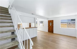 Photo #2: OC25214169 Listing