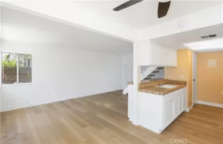 Photo #4: OC25214169 Listing