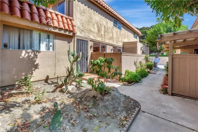 MLS: OC25214182 Condo For Sale