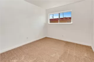 Photo #5: OC25214182 Listing