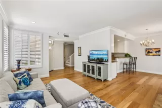 Photo #1: OC25214354 Listing