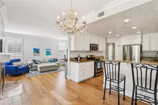 Photo #6: OC25214354 Listing