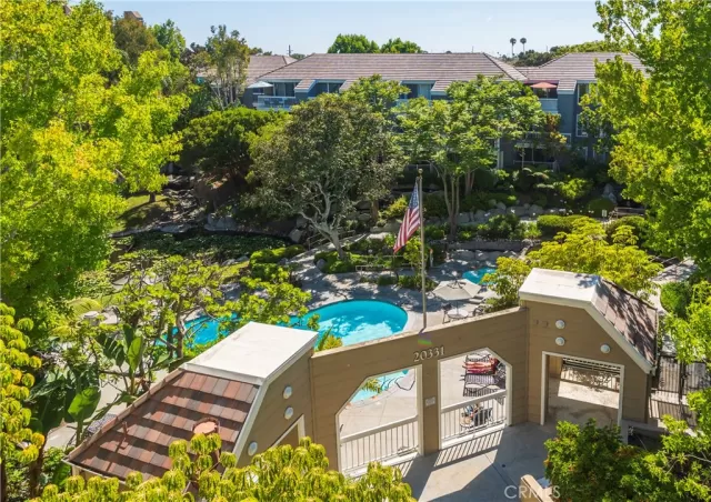 MLS: OC25214667 Condo For Sale