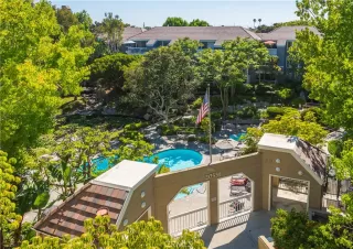 Photo #3: OC25214667 Listing