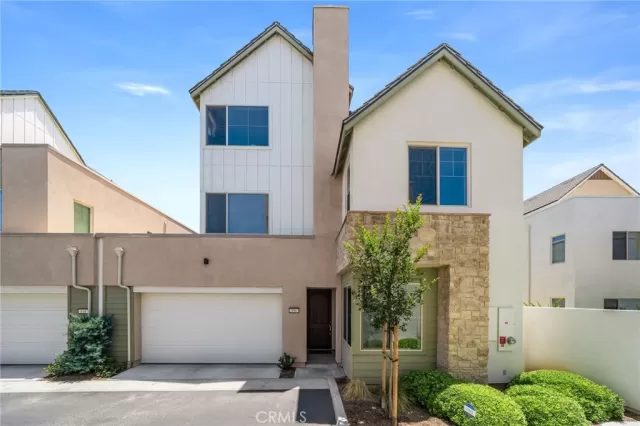 MLS: OC25214739 Condo For Sale