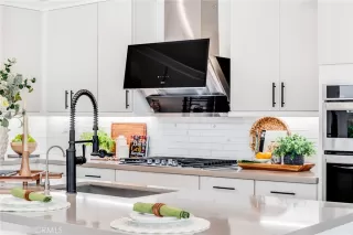 Photo #4: OC25214739 Listing