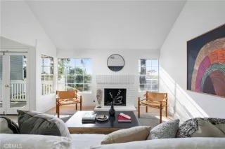 Photo #6: OC25215008 Listing