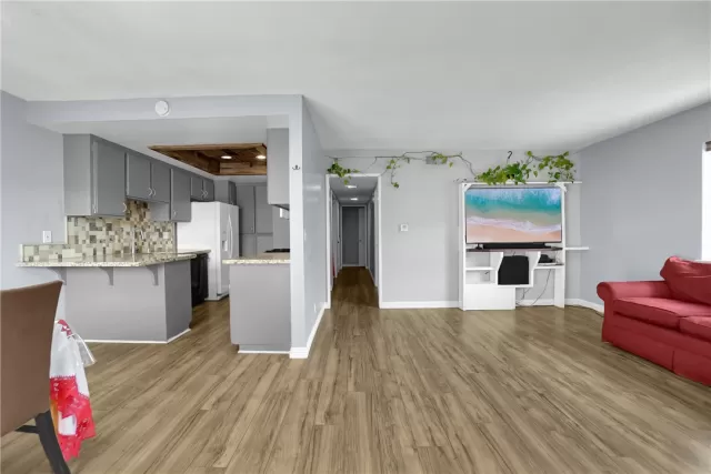 MLS: OC25215192 Condo For Sale