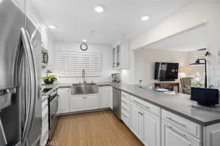 Photo #3: OC25216772 Listing