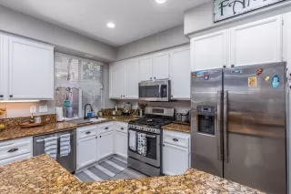 Photo #6: OC25216992 Listing 