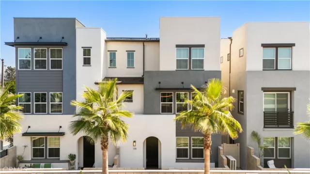 MLS: OC25217266 Condo For Sale