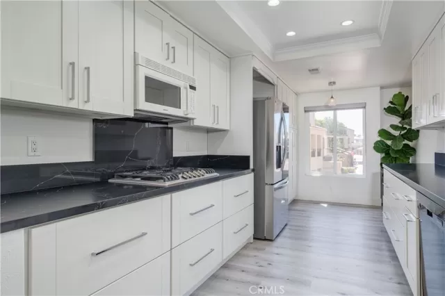 MLS: OC25217323 Condo For Sale