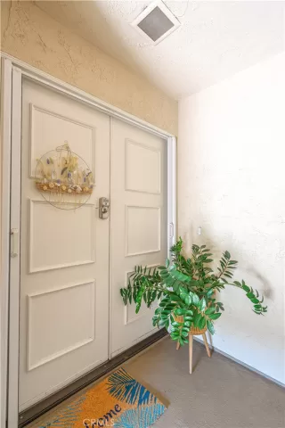 Photo #6: OC25217323 Listing 