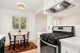 Photo #4: OC25217392 Listing 