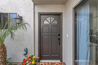 Photo #4: OC25217450 Listing