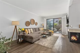 Photo #6: OC25217450 Listing