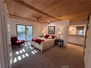 Photo #4: OC25217535 Listing 