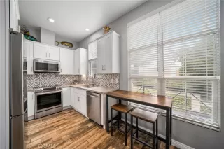 Photo #4: OC25217571 Listing 