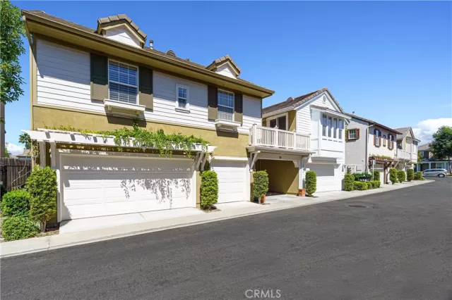 MLS: OC25217634 Condo For Sale