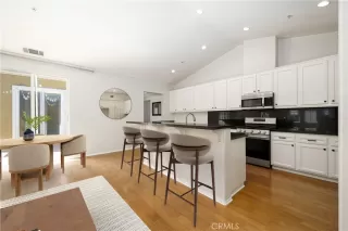 Photo #6: OC25217634 Listing 