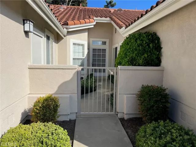 MLS: OC25217765 Condo For Sale