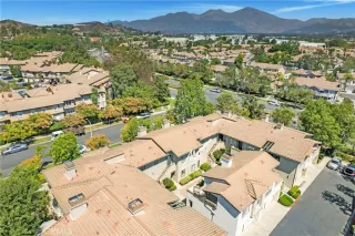 Photo #4: OC25218435 Listing