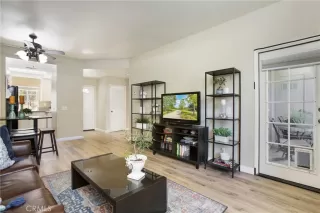 Photo #6: OC25218435 Listing