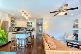 Photo #4: OC25218523 Listing