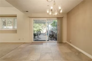 Photo #5: OC25218552 Listing