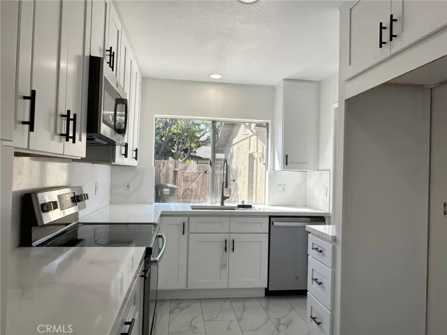 MLS: OC25218572 Condo For Sale