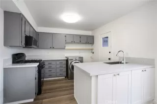 Photo #4: OC25218592 Listing 